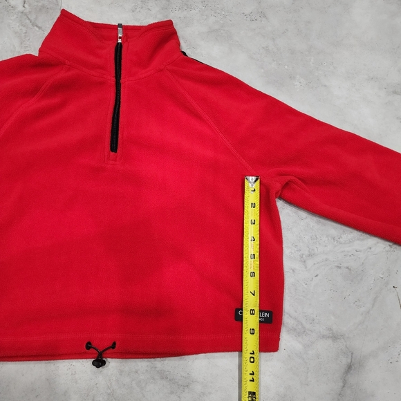 Calvin Klein Large quarter zip performance sweater. - Picture 10 of 12